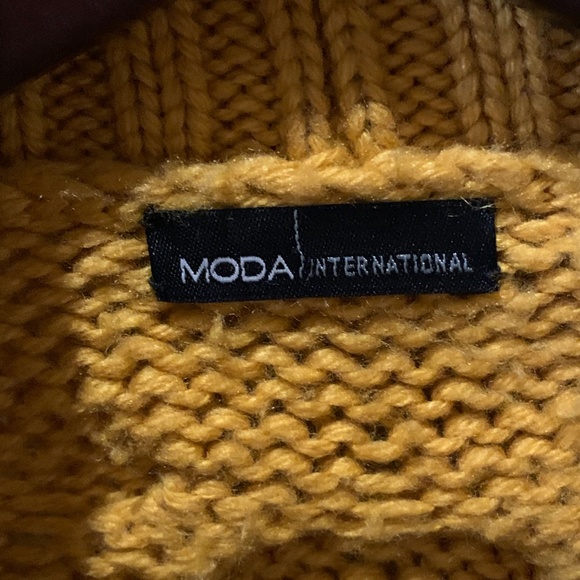 Mellow Yellow - Picture 3 of 4